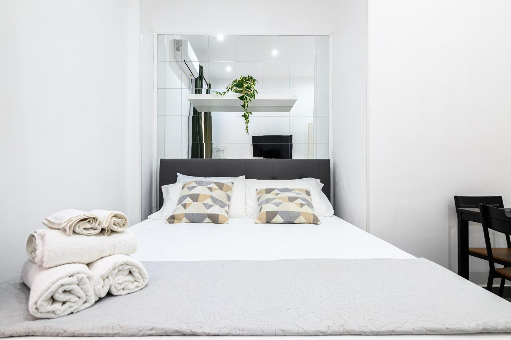 Giordano Suite Center Naples Extérieur photo