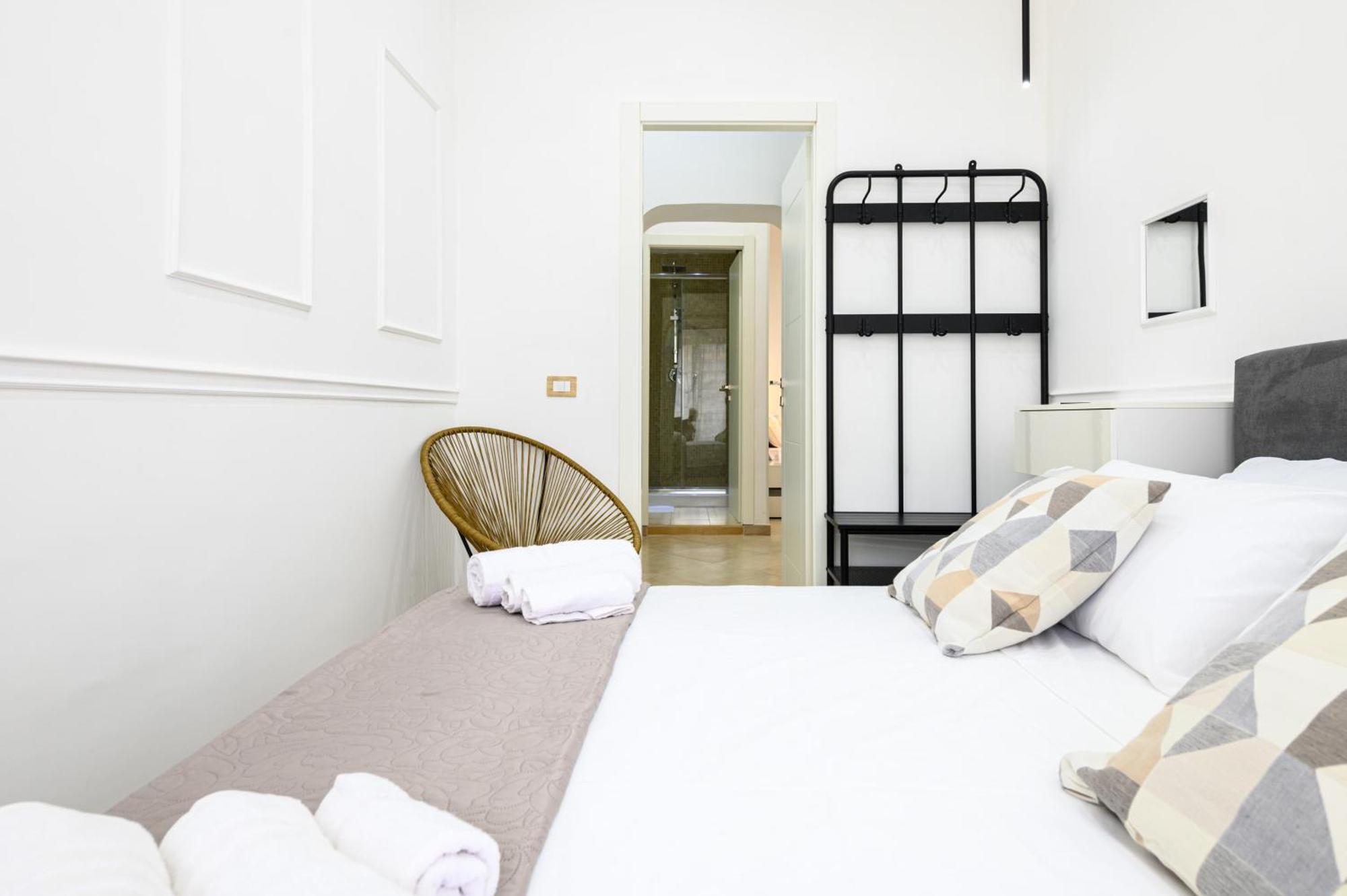 Giordano Suite Center Naples Extérieur photo