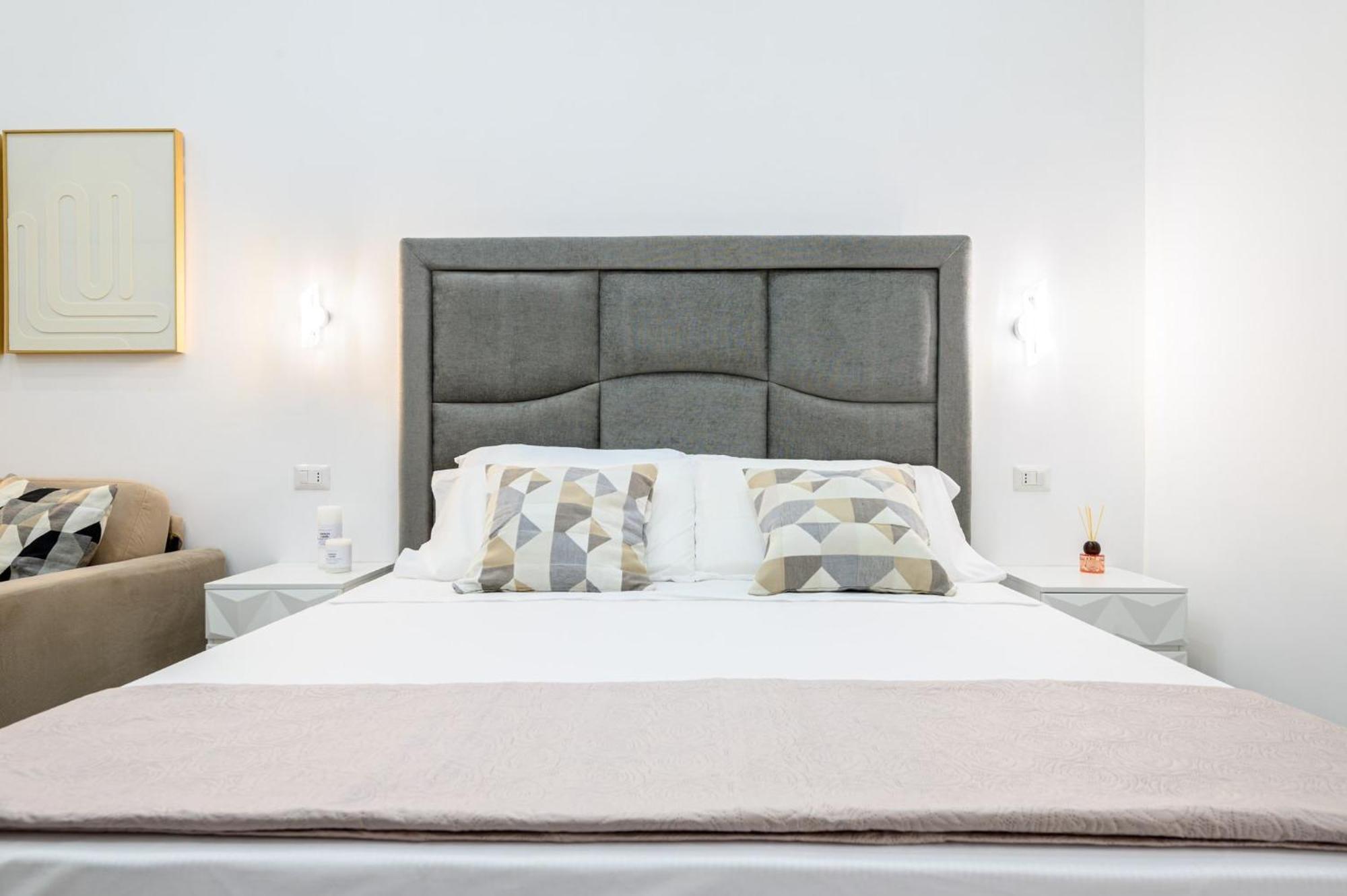 Giordano Suite Center Naples Extérieur photo