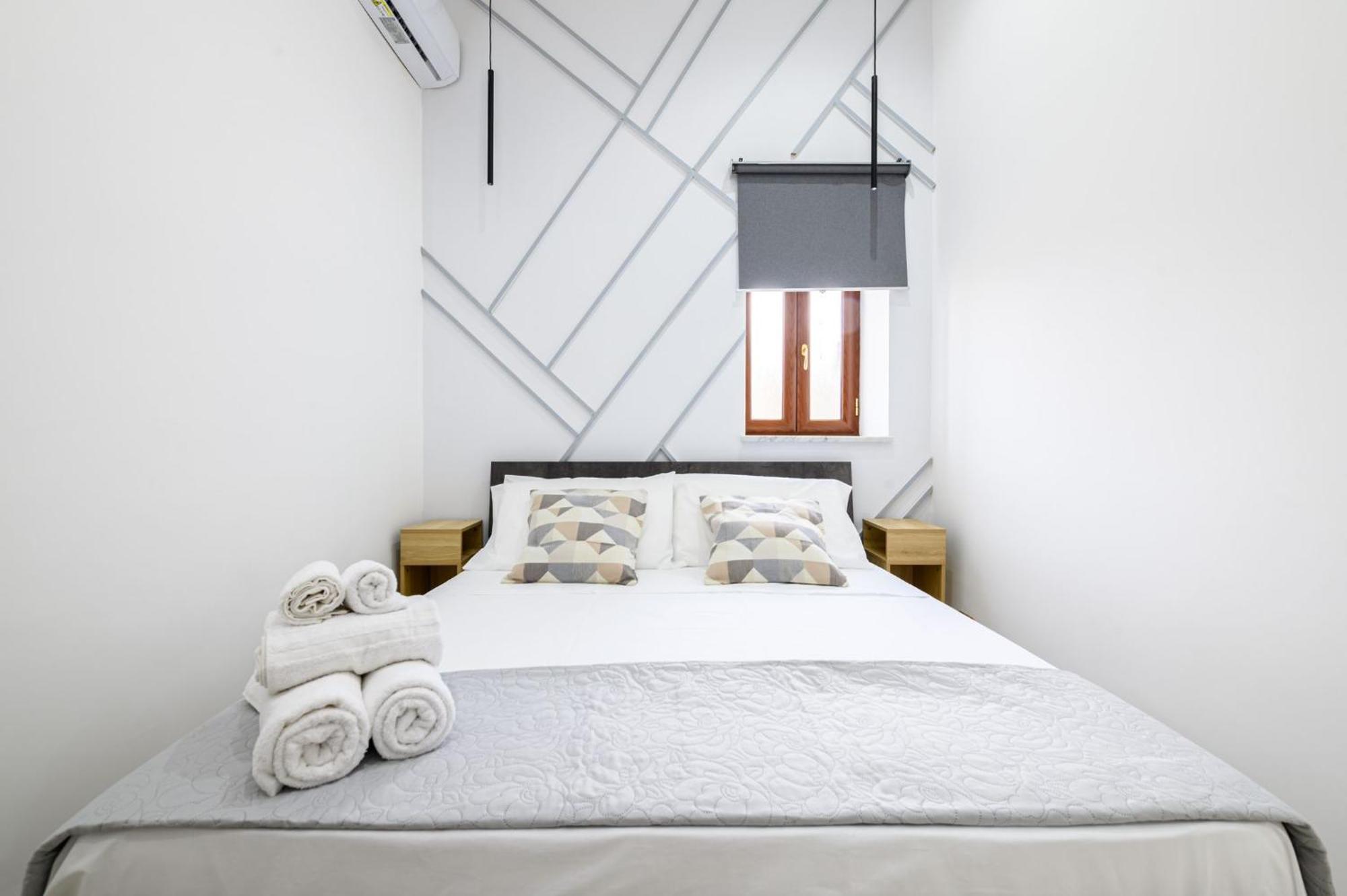 Giordano Suite Center Naples Extérieur photo