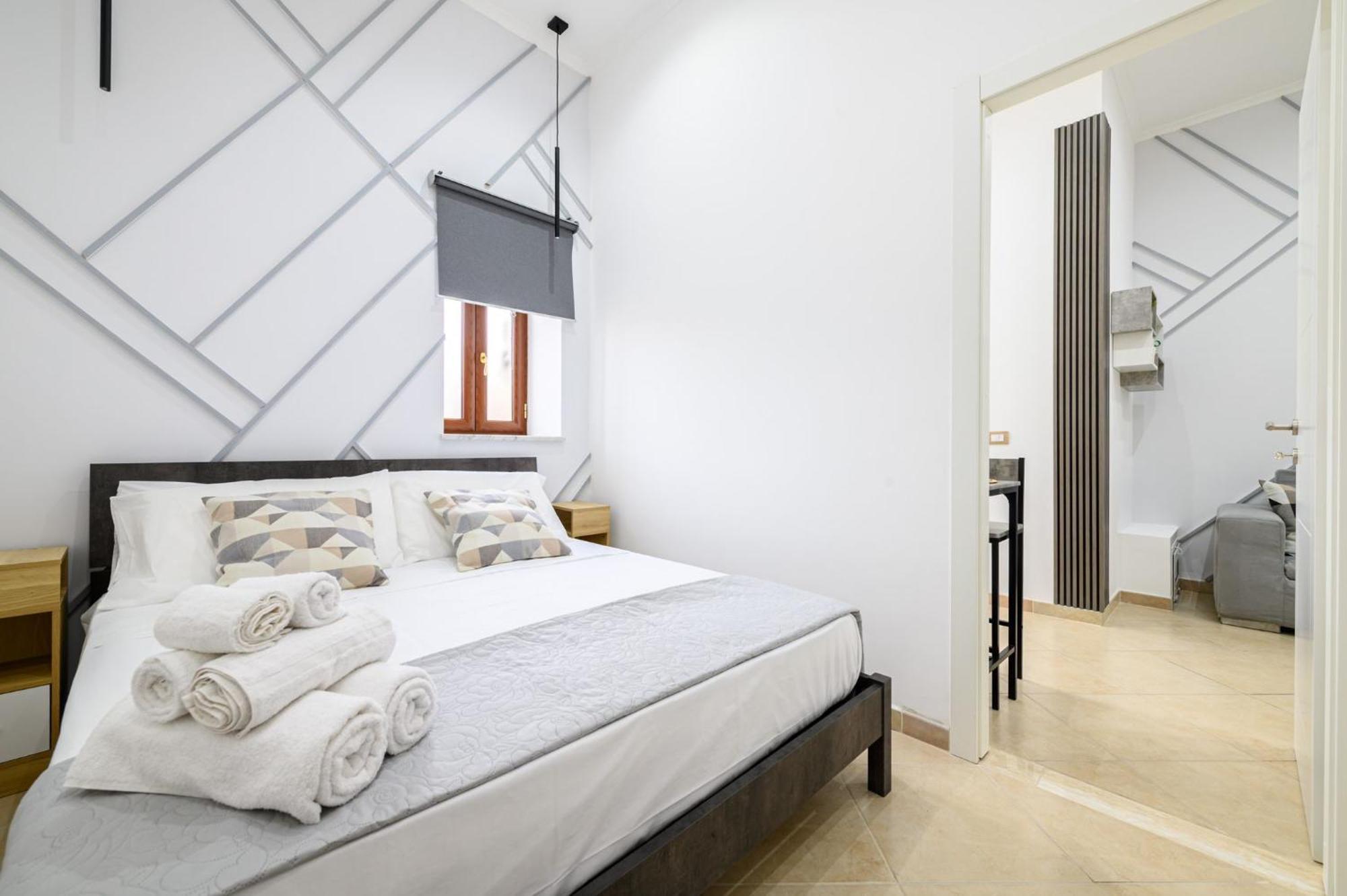 Giordano Suite Center Naples Extérieur photo