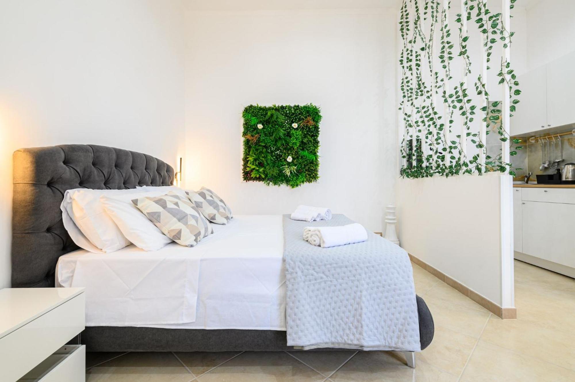 Giordano Suite Center Naples Extérieur photo