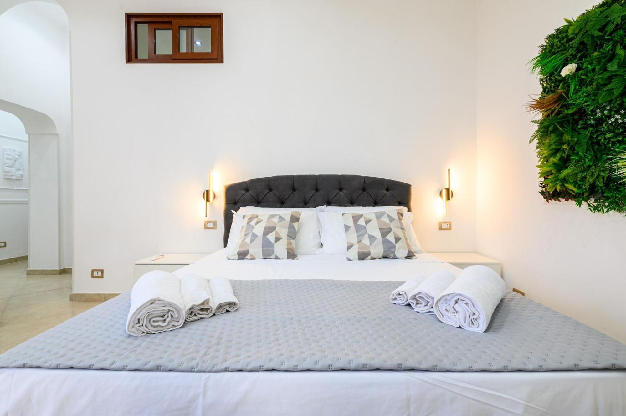 Giordano Suite Center Naples Extérieur photo