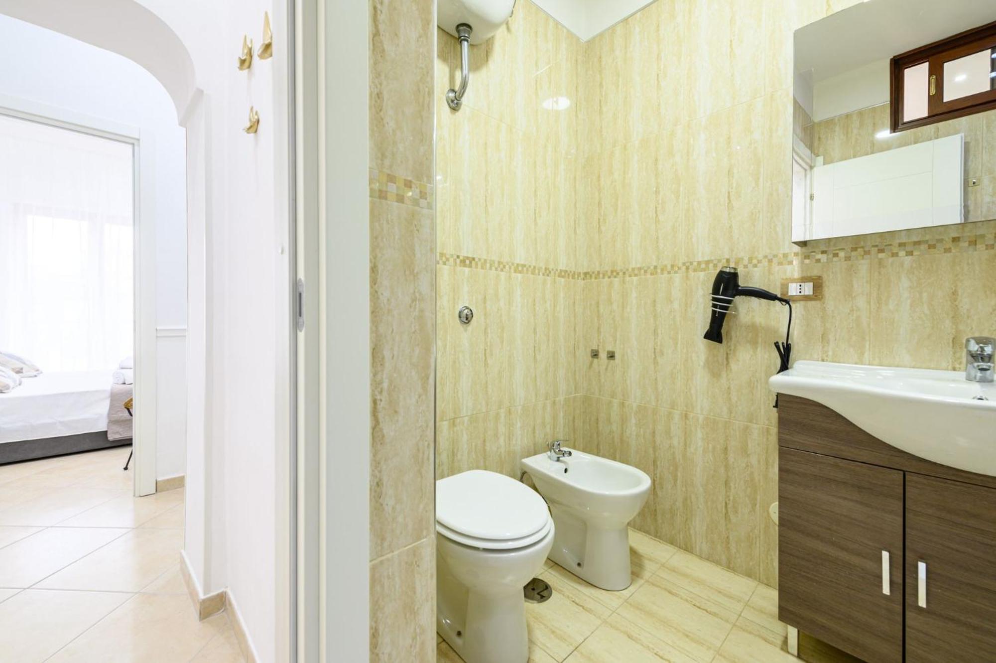 Giordano Suite Center Naples Extérieur photo