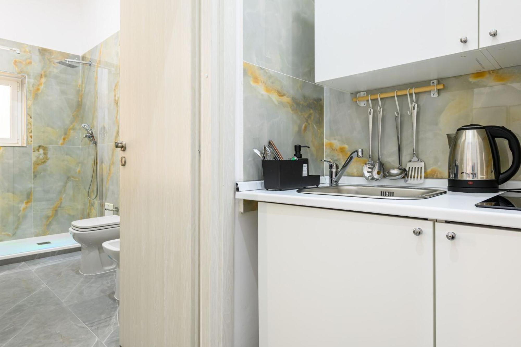 Giordano Suite Center Naples Extérieur photo